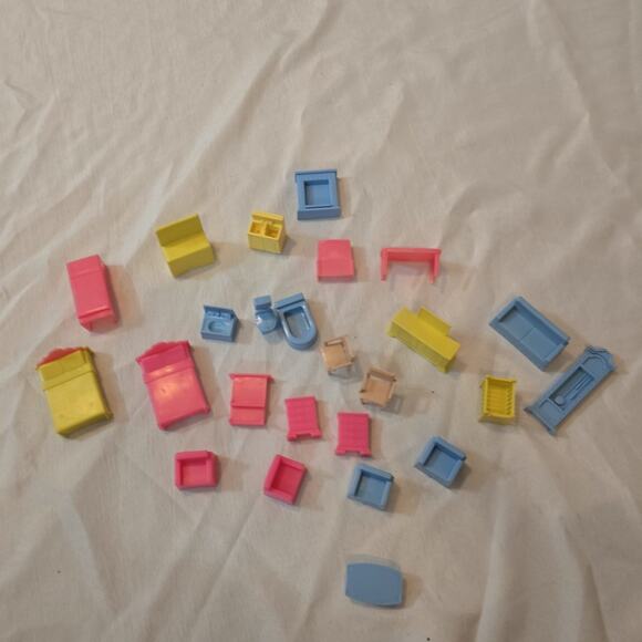 Other - Vintage Neon Doll house accessories bundle of 24